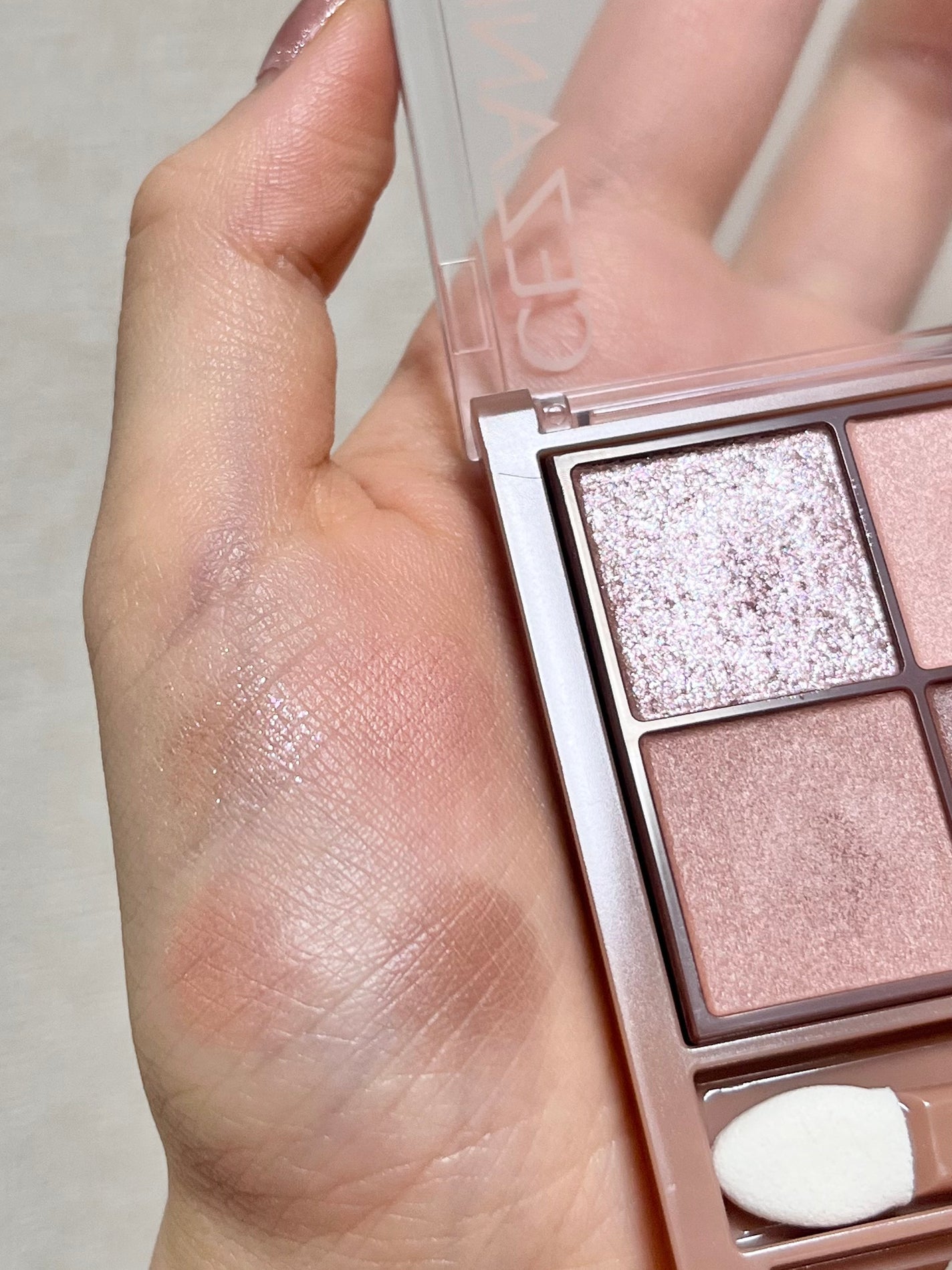 ビタートーンアイシャドウ/CEZANNE/パウダーアイシャドウを使ったクチコミ(4枚目)