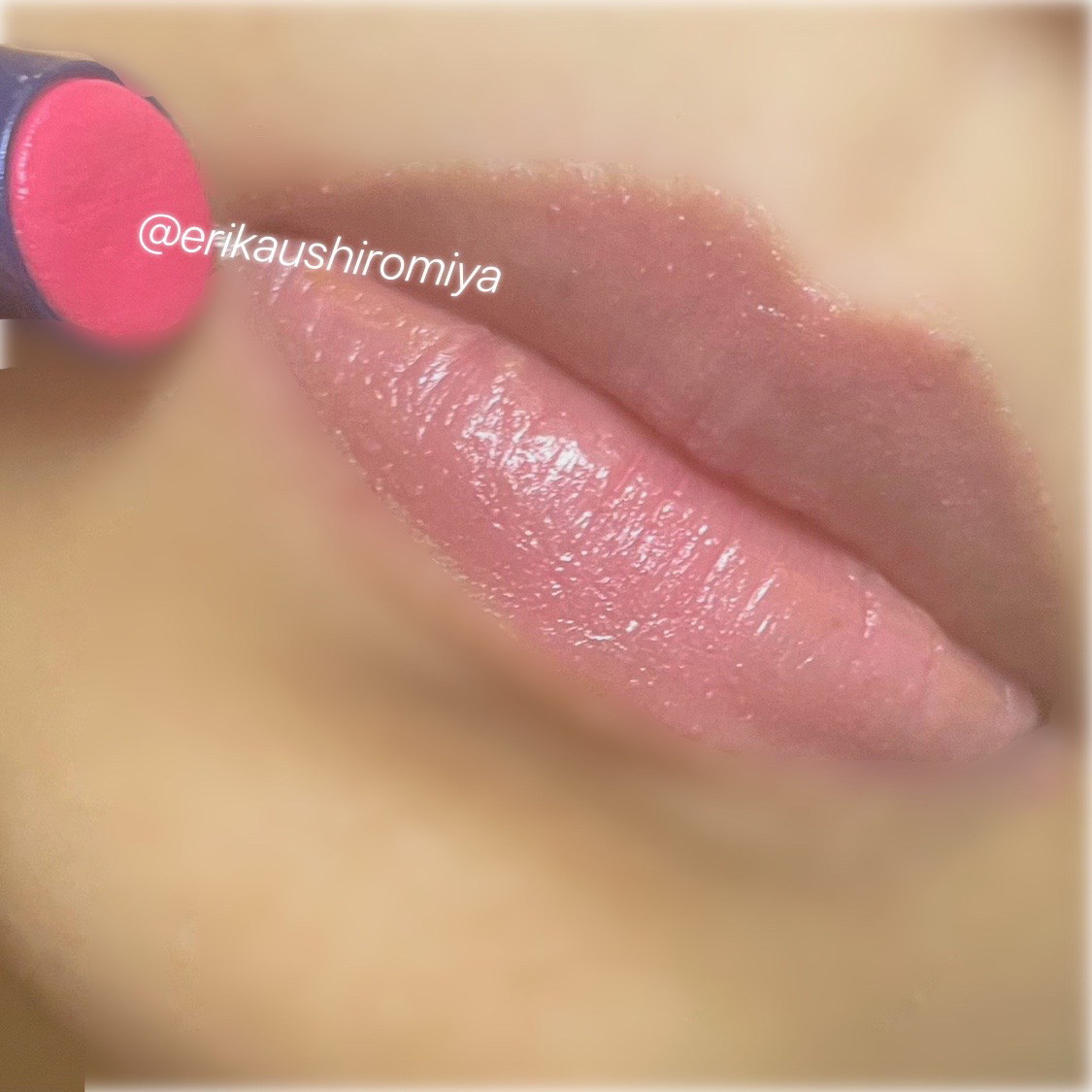 ニベア リッチケア＆カラーリップ カメリアピンク/ニベア/リップクリームを使ったクチコミ（2枚目）