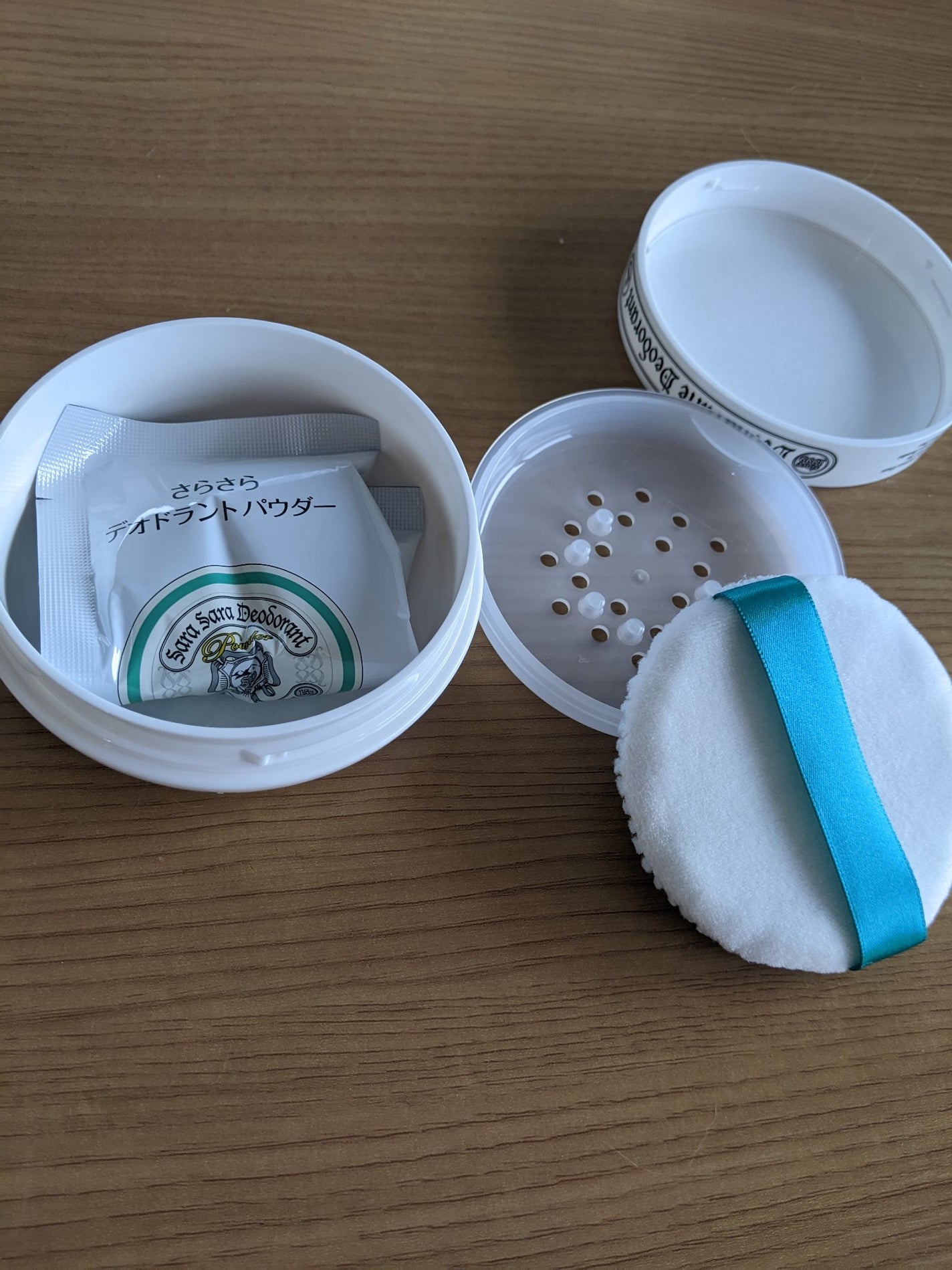 薬用さらさらデオドラントパウダー/デオナチュレ/デオドラント・制汗剤を使ったクチコミ(3枚目)