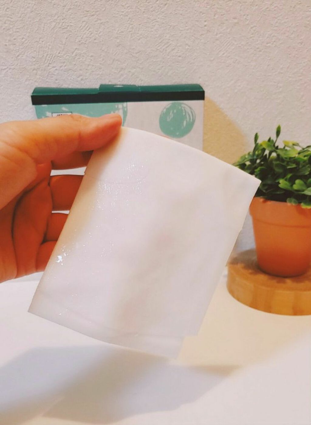 乳液マスク うるおい/恵の本舗/シートマスク・パックを使ったクチコミ(4枚目)