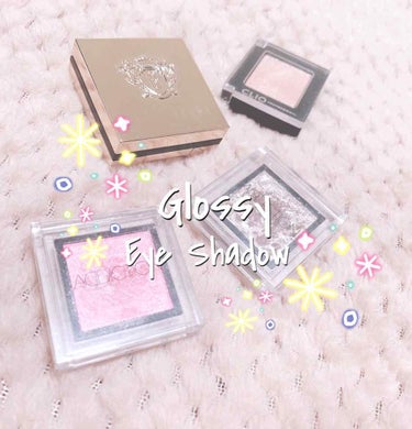 ⭐️これからの季節ヘビロテしたい！⭐️
キラッキラアイシャドウ付け比べ💫

                       ✨BOBBI BROWN✨
             Luxe Eye Shad