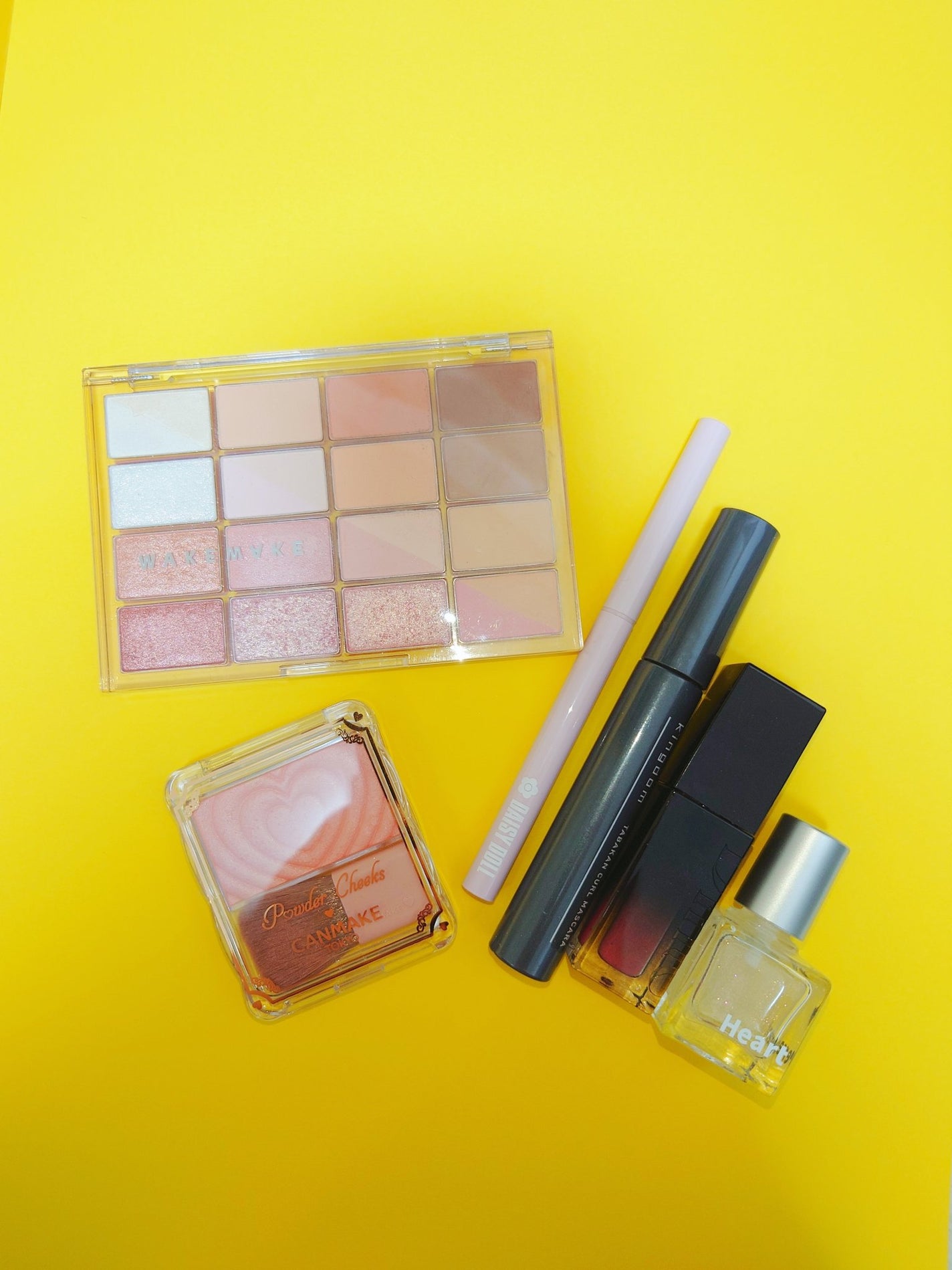 ソフトブラーリングアイパレット/wakemake/アイシャドウパレットを使ったクチコミ(5枚目)