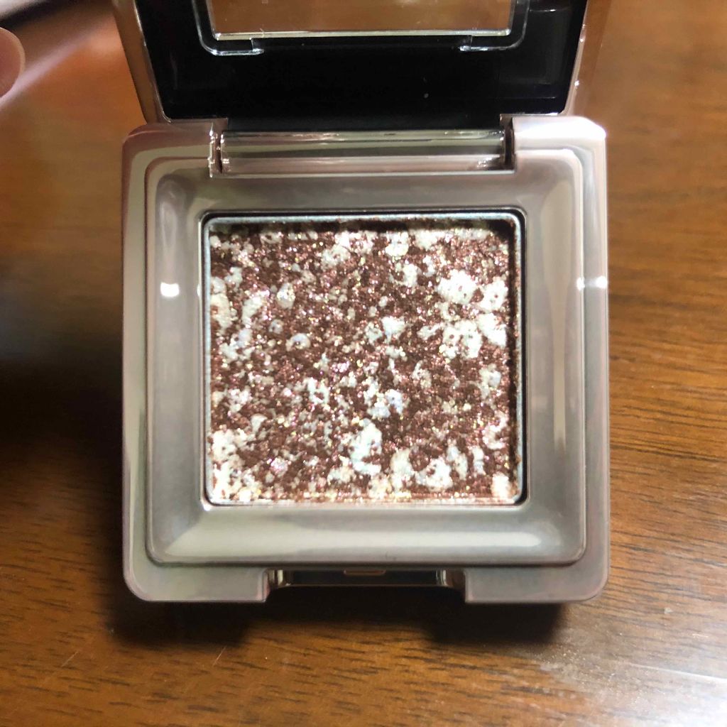 グリッタープリズム シャドウ/MISSHA/グリッターを使ったクチコミ（1枚目）