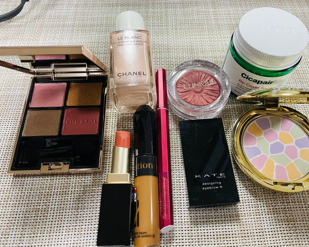 アイカラーレーション/LUNASOL/アイシャドウパレットを使ったクチコミ(1枚目)