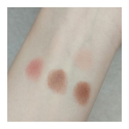 パーフェクトマルチアイズ/キャンメイク/アイシャドウパレットを使ったクチコミ(3枚目)