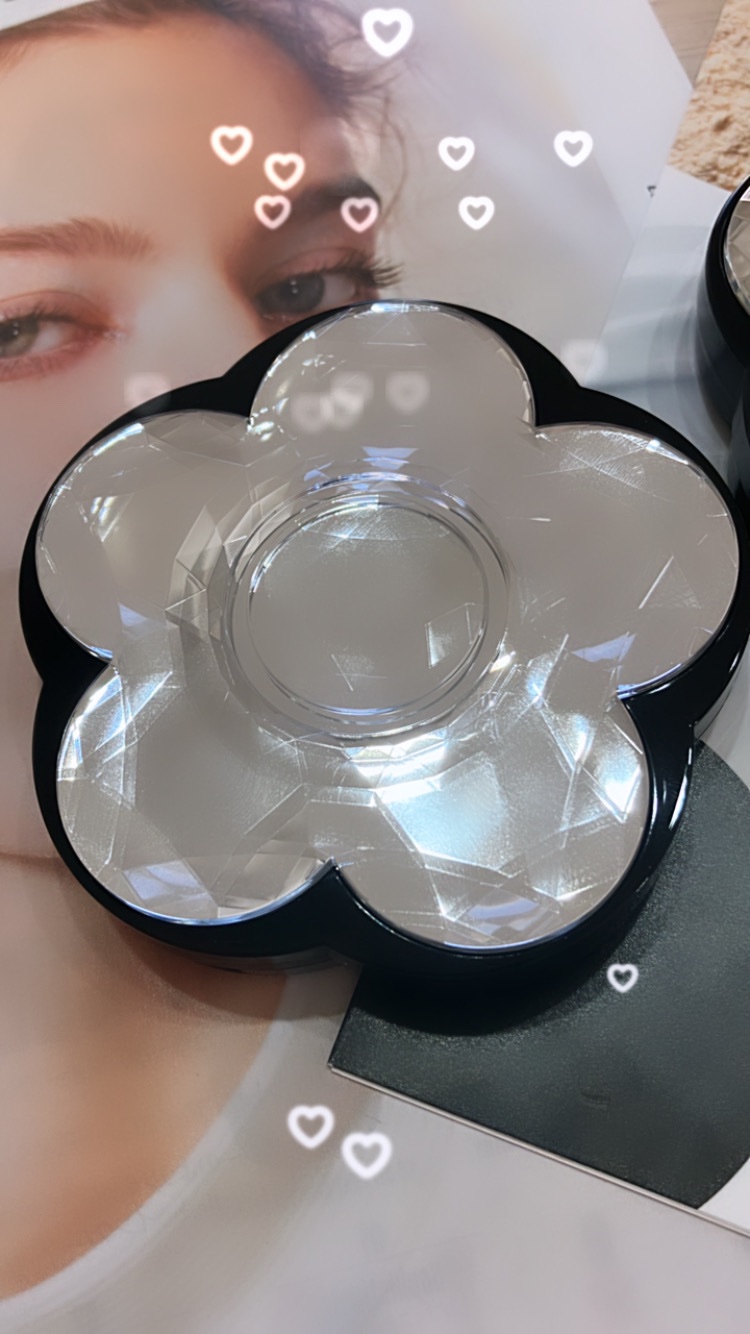 チアリー カラーズ フォー アイズ/MARY QUANT/アイシャドウパレットを使ったクチコミ（3枚目）