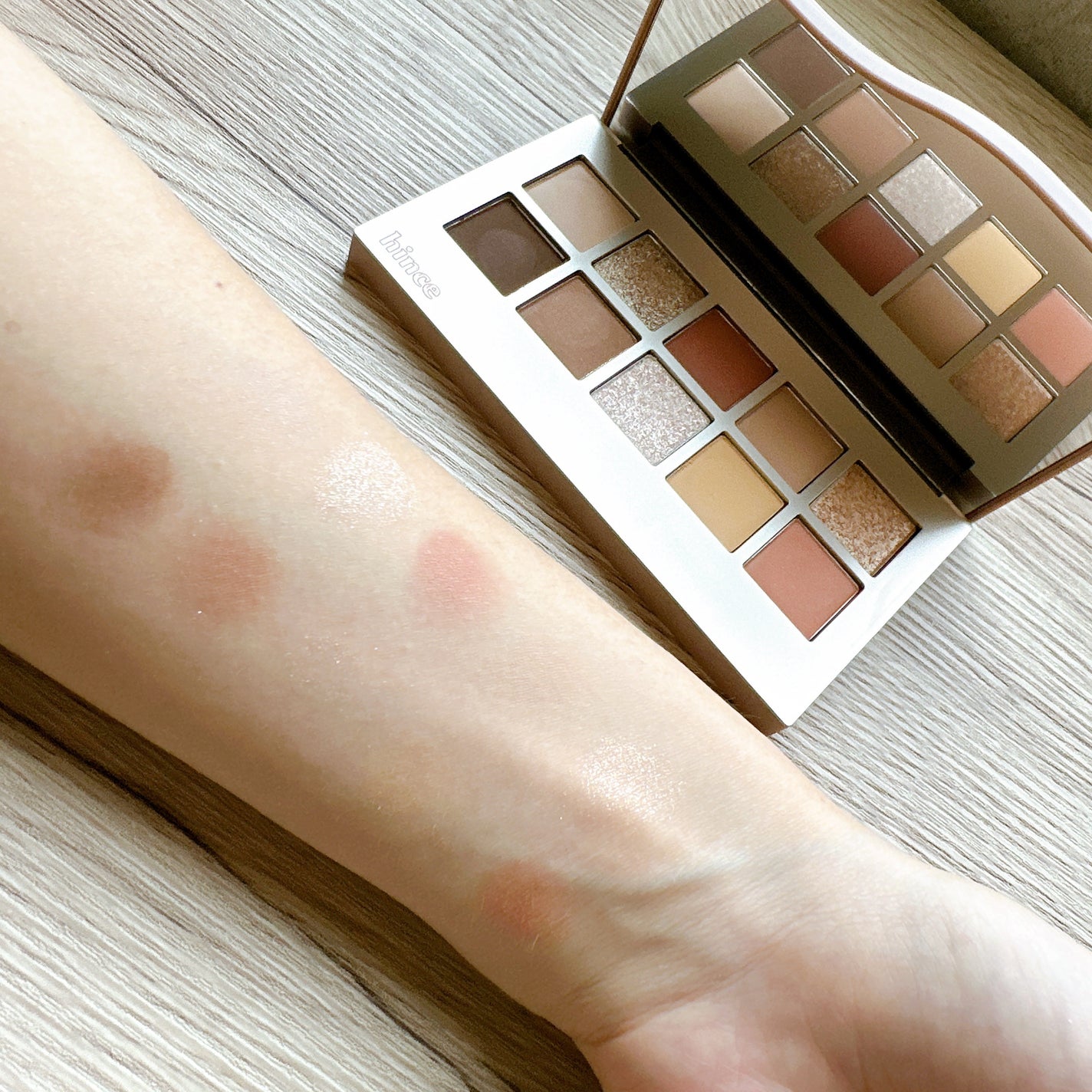 ニューデップスアイシャドウパレット/hince/アイシャドウパレットを使ったクチコミ(2枚目)
