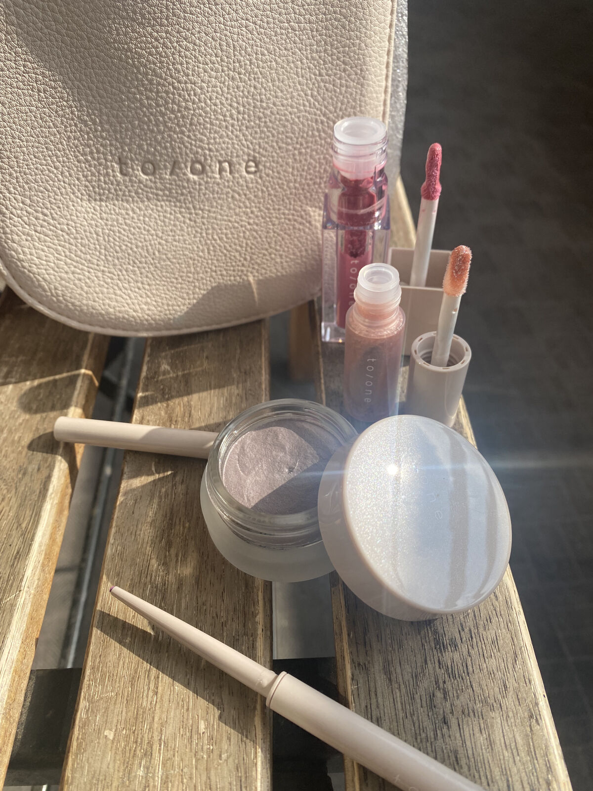 ホリデー メイクアップ コレクション 2022/to/one/メイクアップキットを使ったクチコミ（3枚目）