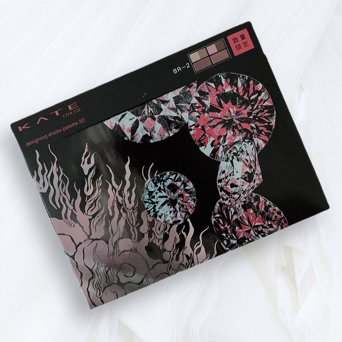 KATE 魂コレクション デザイニングシェードパレット3D/KATE/シェーディングを使ったクチコミ(6枚目)