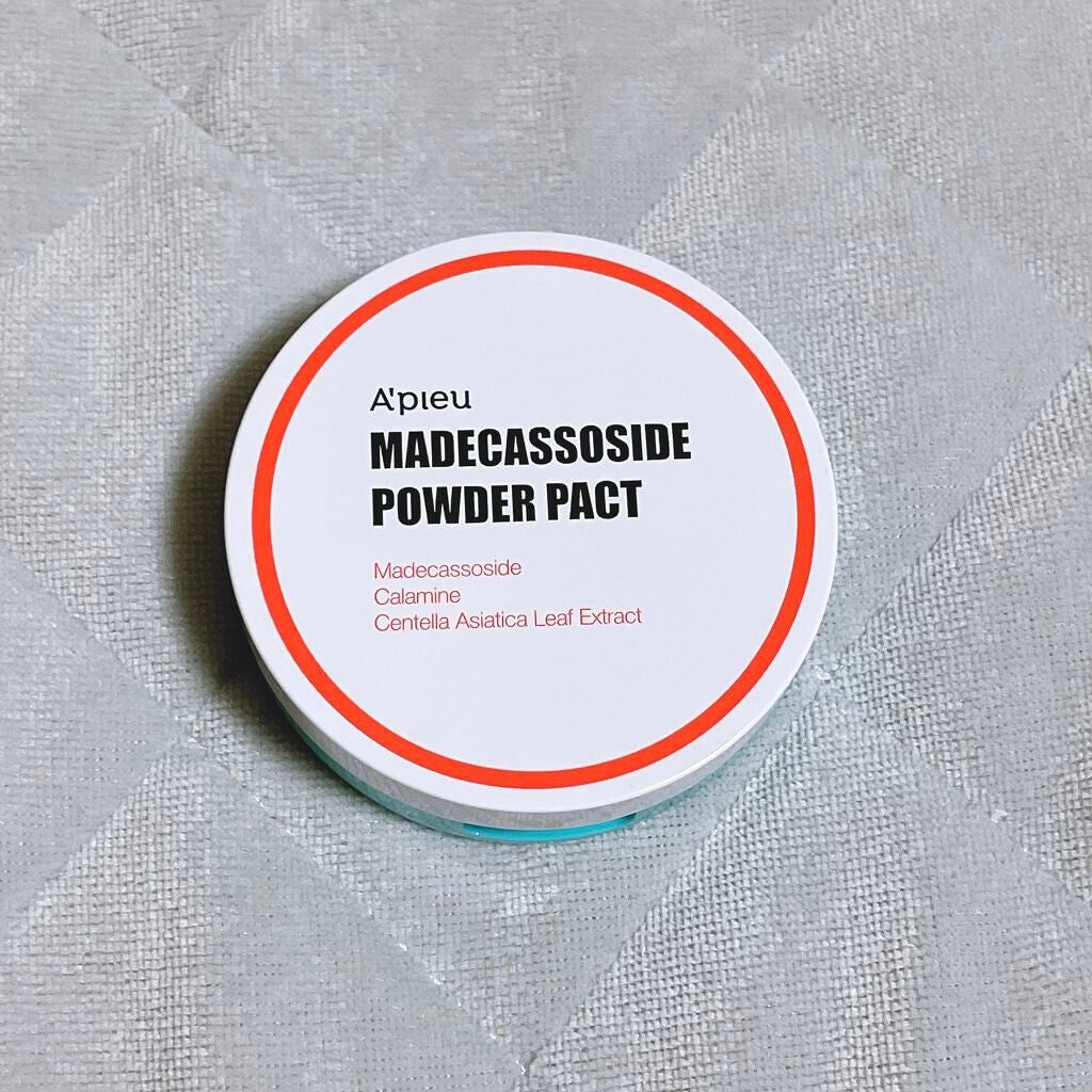 マデカソ パウダーパクト/A’pieu/プレストパウダーを使ったクチコミ(3枚目)
