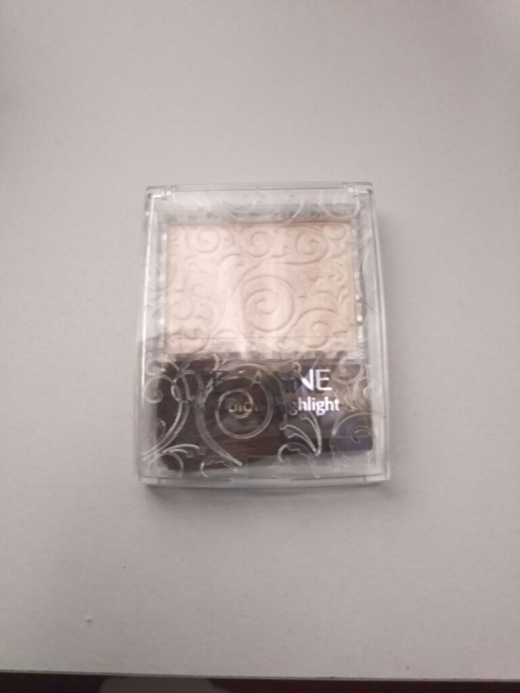 ハイライター/キャンメイク/パウダーハイライトを使ったクチコミ（1枚目）