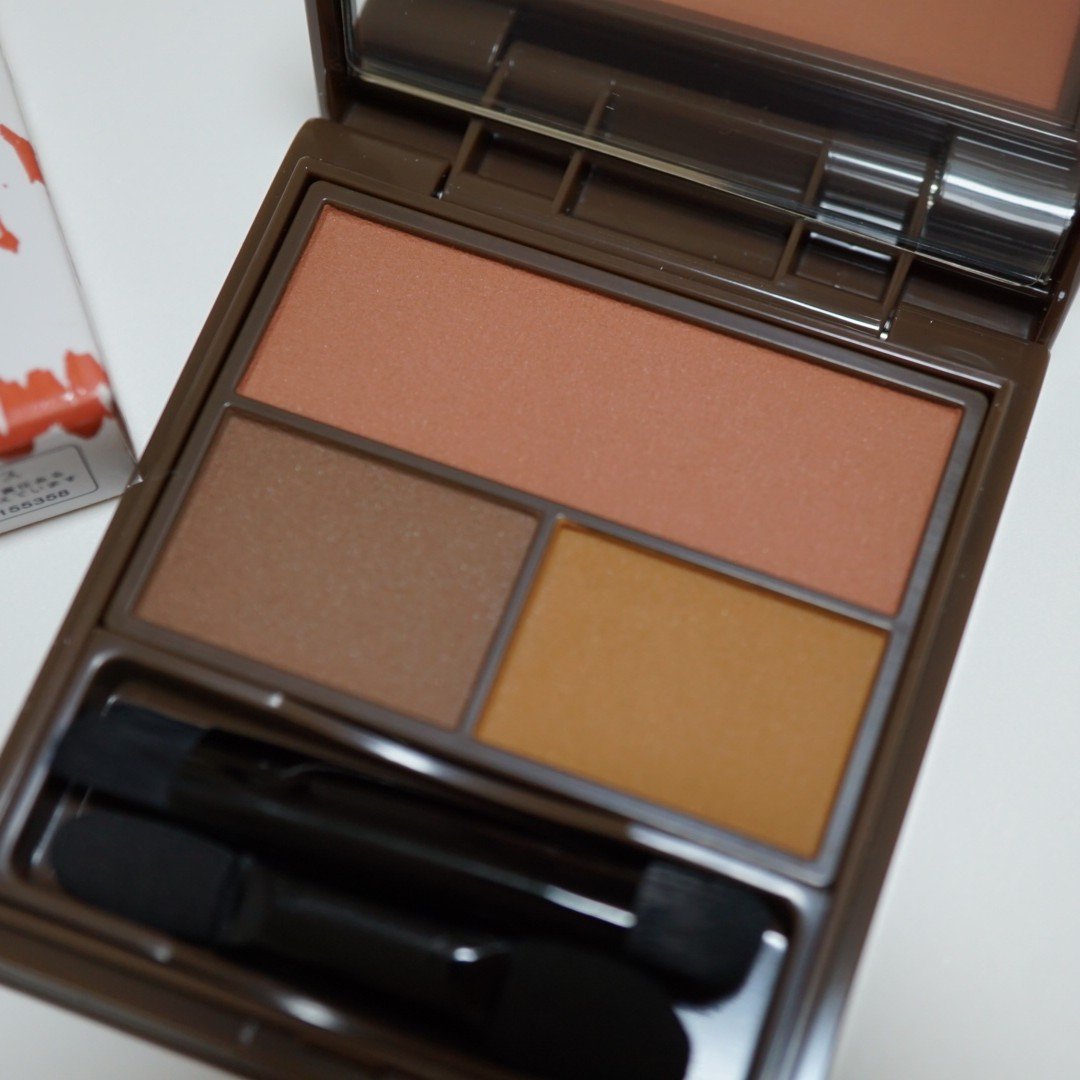 フーミー マルチアイブロウパウダー/WHOMEE/パウダーアイブロウを使ったクチコミ（2枚目）