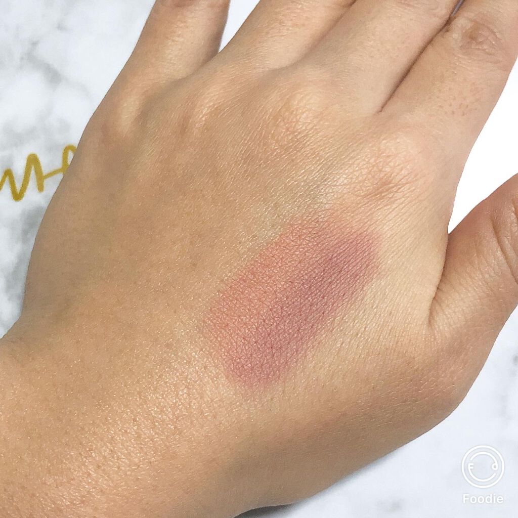 パウダー キス アイシャドウ/M・A・C/単色アイシャドウを使ったクチコミ(3枚目)