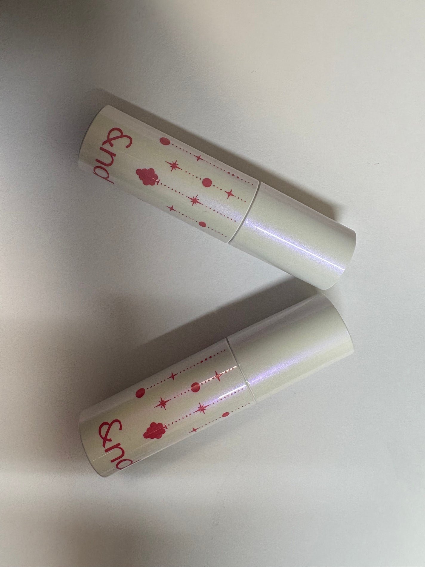 アンドバイロムアンド グラッシーボムティント/&nd by rom&nd/リップティントを使ったクチコミ(1枚目)