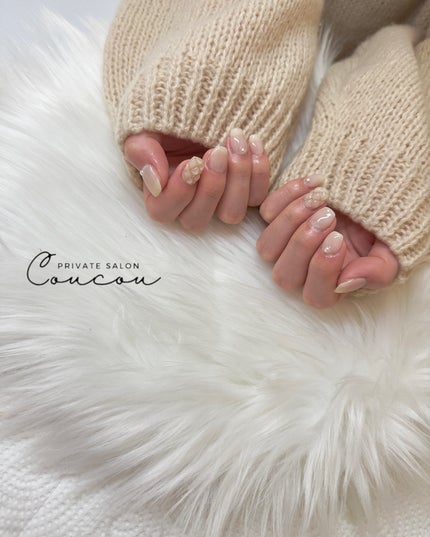 🐒ズボラママみっちゃんの高見えネイル💅 on LIPS 「別アングル冬はキルティングが人気🩷かわいい🩷#冬ネイル#ネイル..」(1枚目)