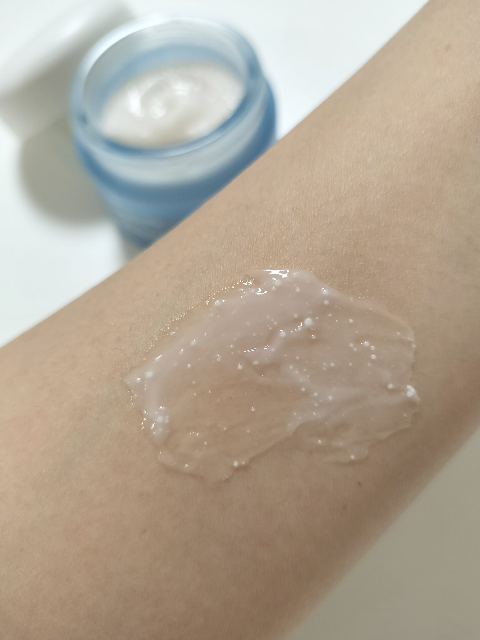 アクアバリアセラミドカプセルクリーム/Genabelle/フェイスクリームを使ったクチコミ（2枚目）