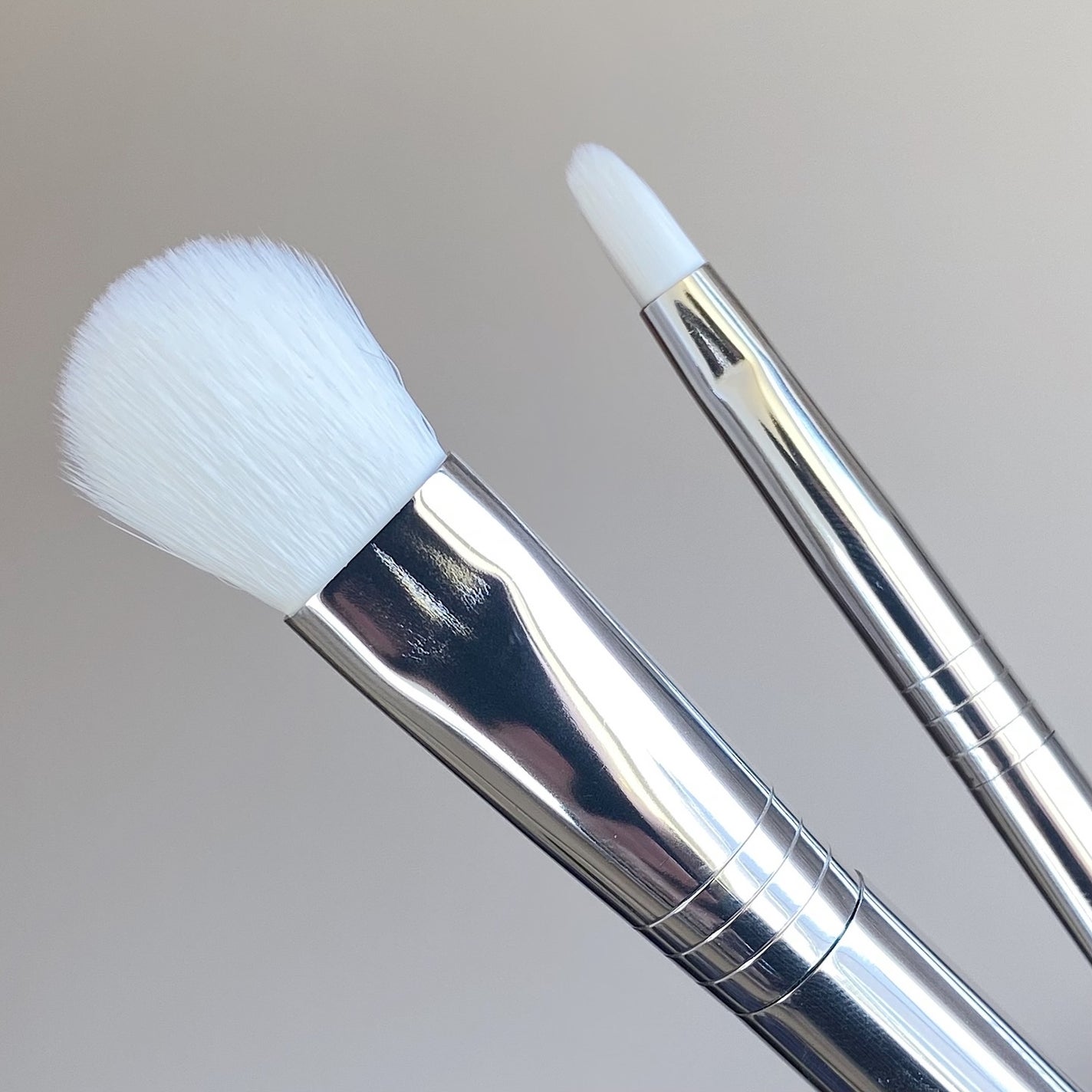 ストロビングフェイスキューブ/TWO SLASH FOUR/ハイライトを使ったクチコミ(6枚目)