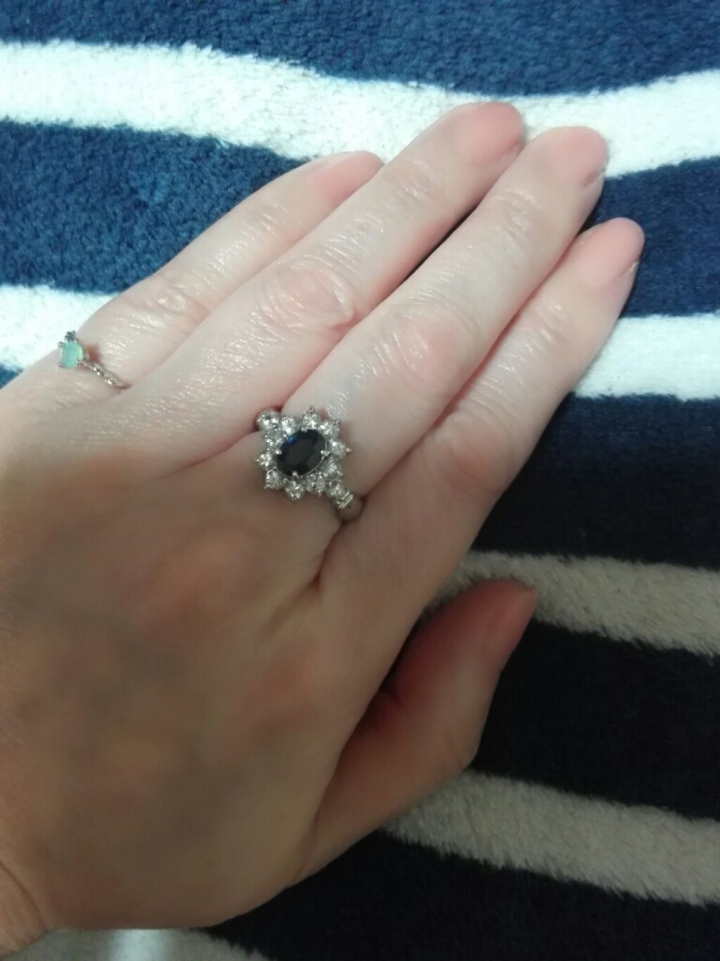 AT サロンネイルエナメル/Art Collection/マニキュアを使ったクチコミ（2枚目）