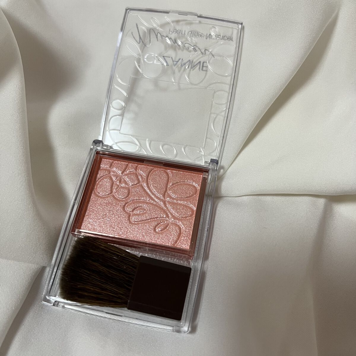 パールグロウニュアンサー/CEZANNE/パウダーハイライトを使ったクチコミ（2枚目）