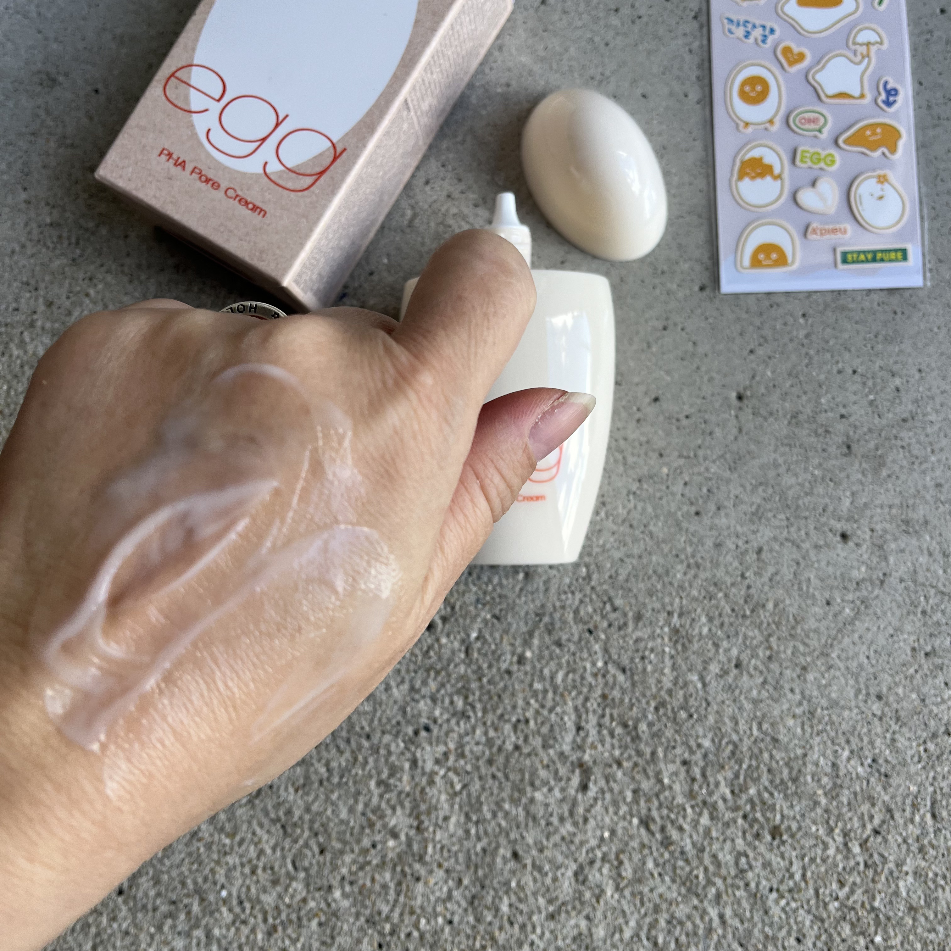 毛穴レスむき卵肌クリーム/A’pieu/フェイスクリームを使ったクチコミ（3枚目）