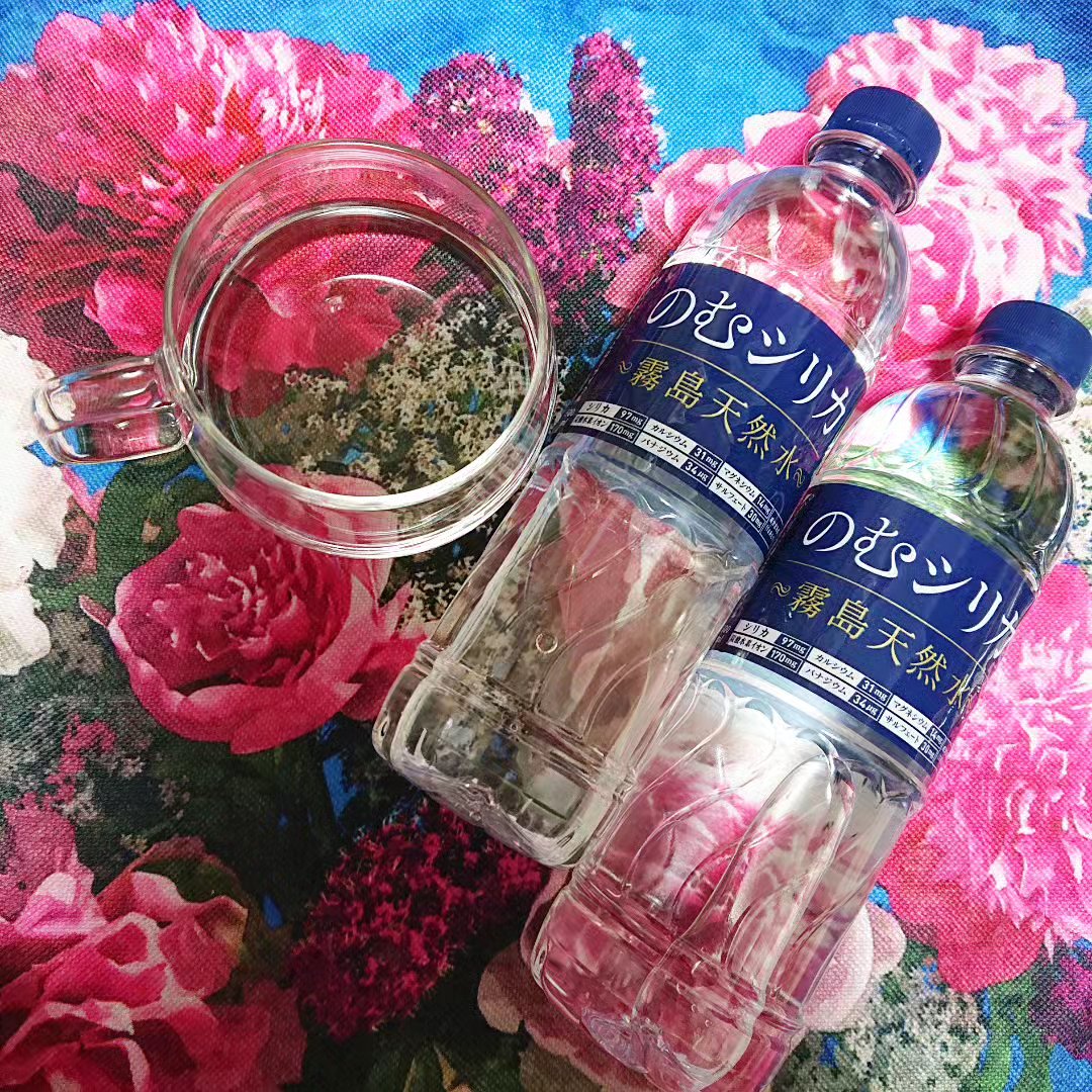 霧島天然水 のむシリカ/極選市場/ミネラルウォーターを使ったクチコミ（1枚目）