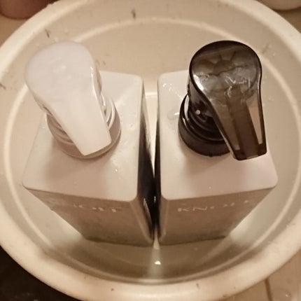 スカルプケアシステム クレンザー/ハイドレーター/スティーブンノル ニューヨーク/市販シャンプーを使ったクチコミ(2枚目)