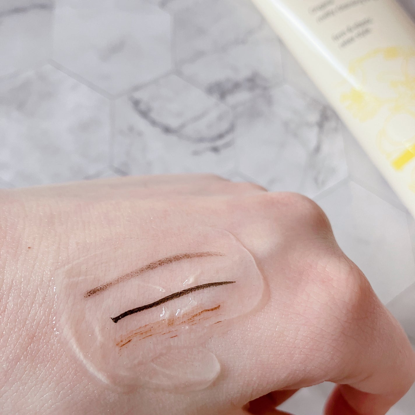 とろけるクレンジングオイルジェル/シュシュモア/クレンジングジェルを使ったクチコミ(2枚目)