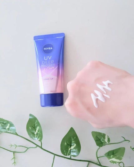 ニベアUV ディープ プロテクト&ケア トーンアップ エッセンス/ニベア/日焼け止めローションを使ったクチコミ(3枚目)