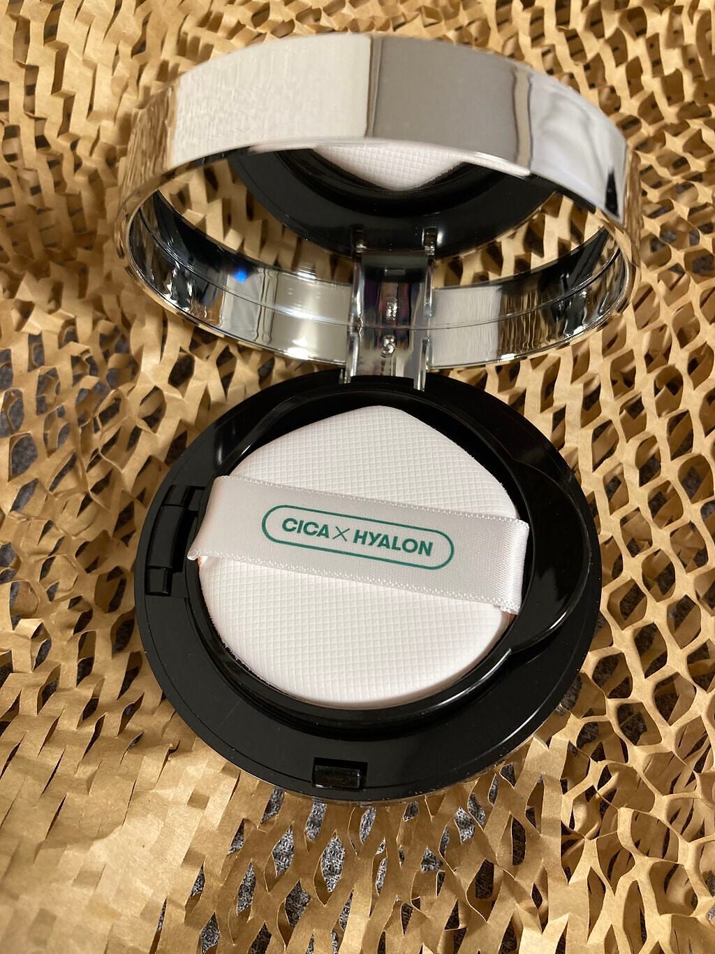 CICA サンプライマー トーンアップ クッション/VT/クッションファンデーションを使ったクチコミ(2枚目)