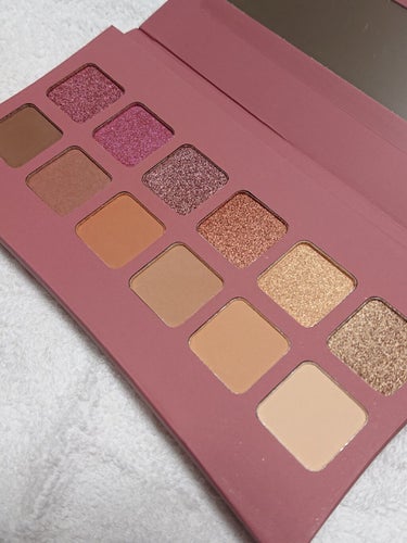 Unveiled Artustry Palette/Illamasqua/アイシャドウパレットを使ったクチコミ（2枚目）