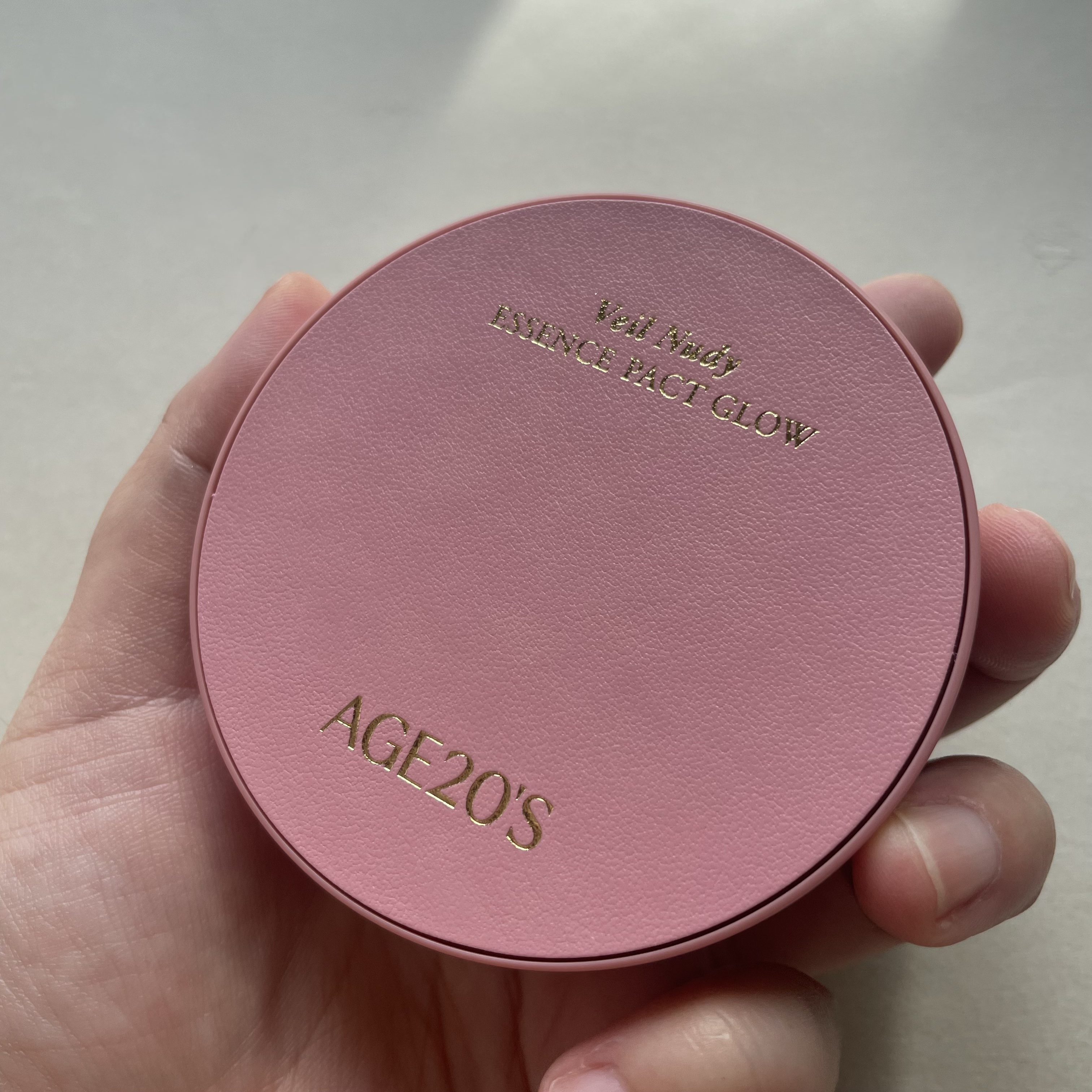 ヴェールヌーディ エッセンスパクトグロウ 20 オークル/AGE20’s/クリーム・エマルジョンファンデーションを使ったクチコミ（2枚目）