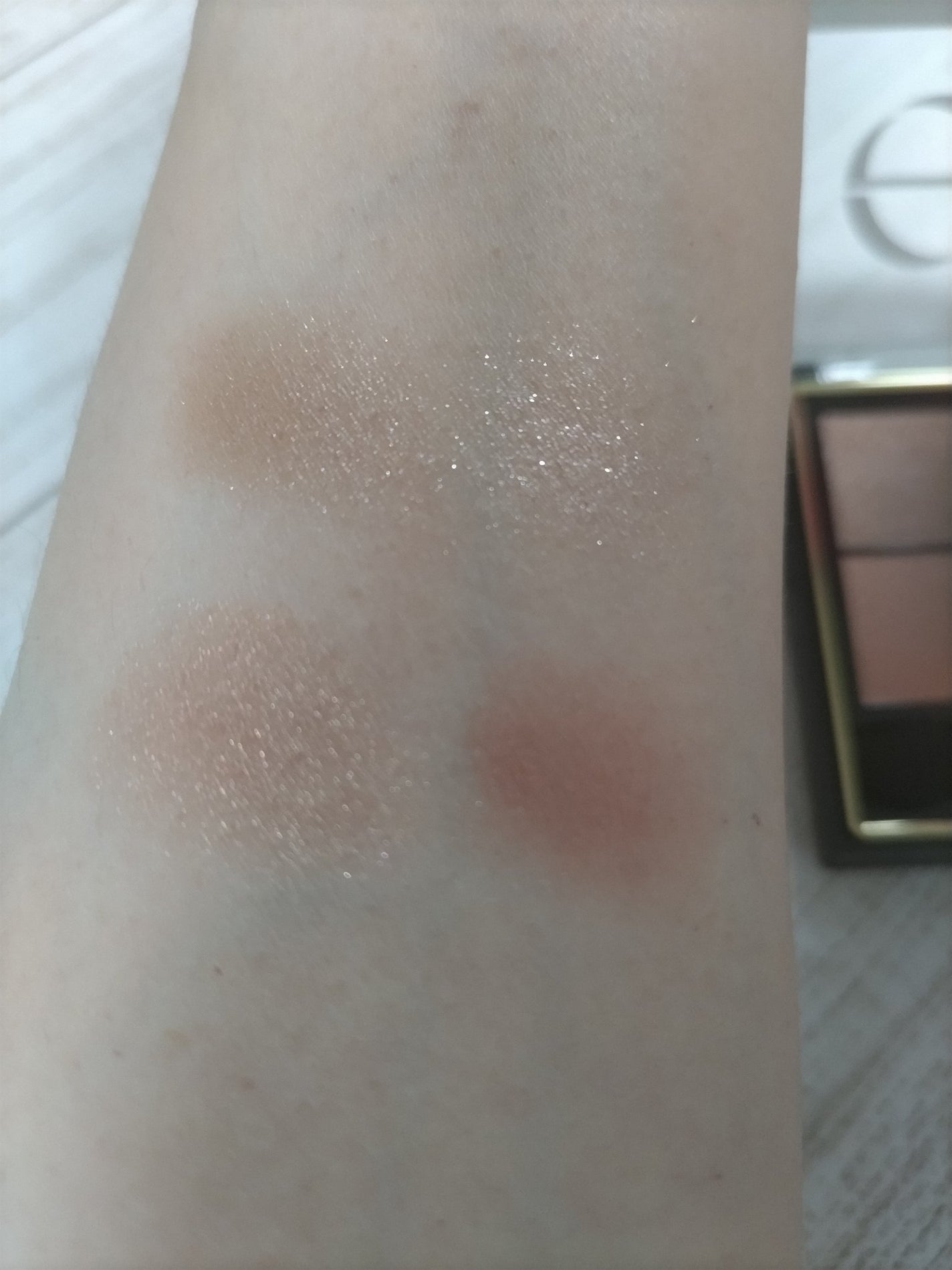 リアルクローズシャドウ/excel/アイシャドウパレットを使ったクチコミ(4枚目)