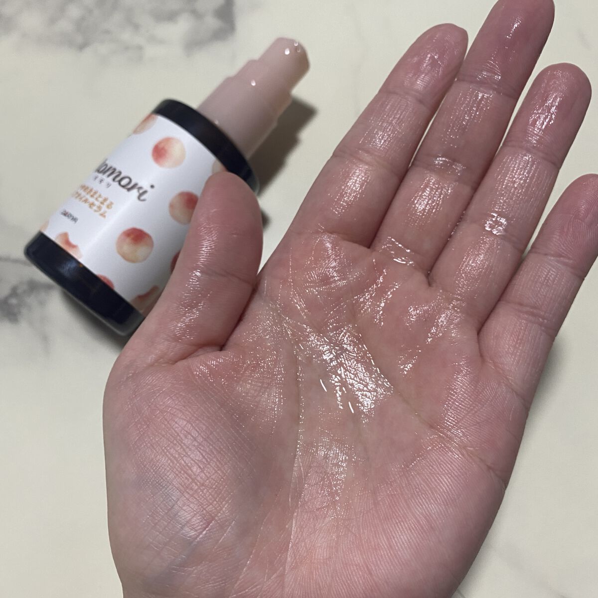 モモリ つやめきまとまるヘアオイルセラムのクチコミ「
モモリ つやめきまとまるヘアオイルセラム
を使いました🍑

可愛いパッケージ！！
そしてパッ.....」（3枚目）