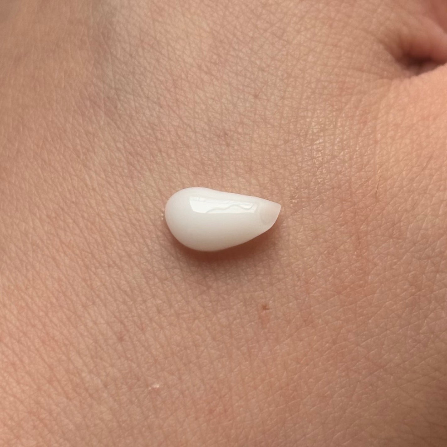 WCオールインワンゲル/D-PLEX/オールインワン化粧品を使ったクチコミ(2枚目)