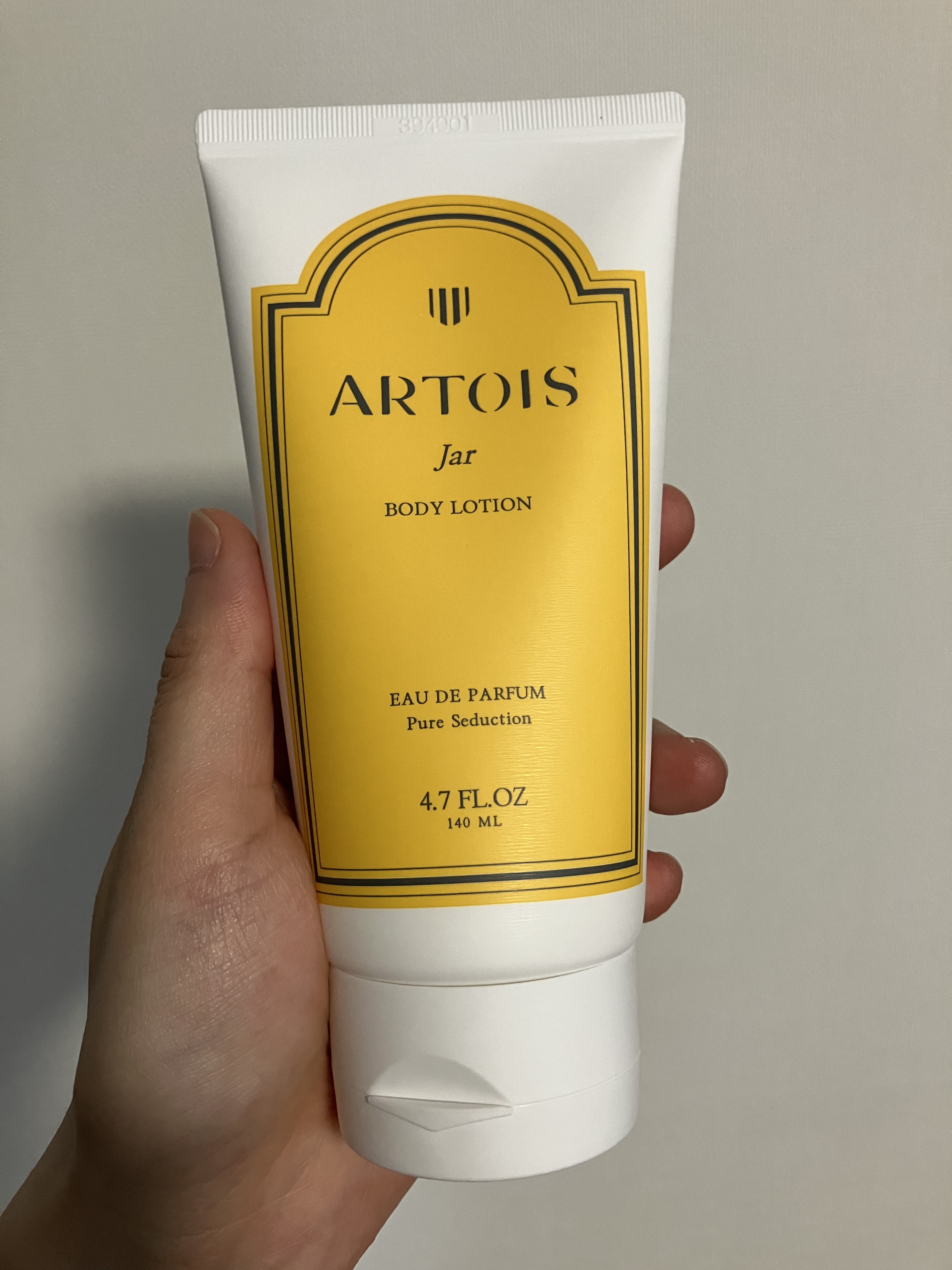 ARTOIS ボディクリーム Jarのクチコミ「香りが想像以上によく、ベタつかないのも良かったです。チューブタイプで衛生面も気にならないので嬉.....」（1枚目）