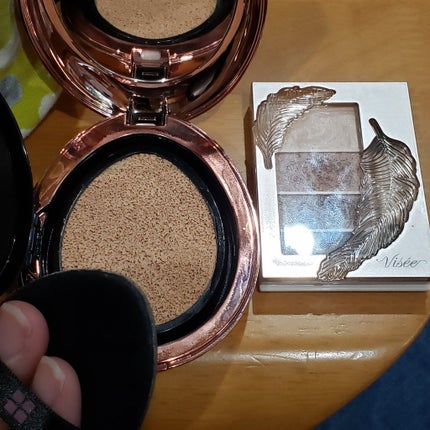 イオン デ クッション/UZU BY FLOWFUSHI/クッションファンデーションを使ったクチコミ(3枚目)