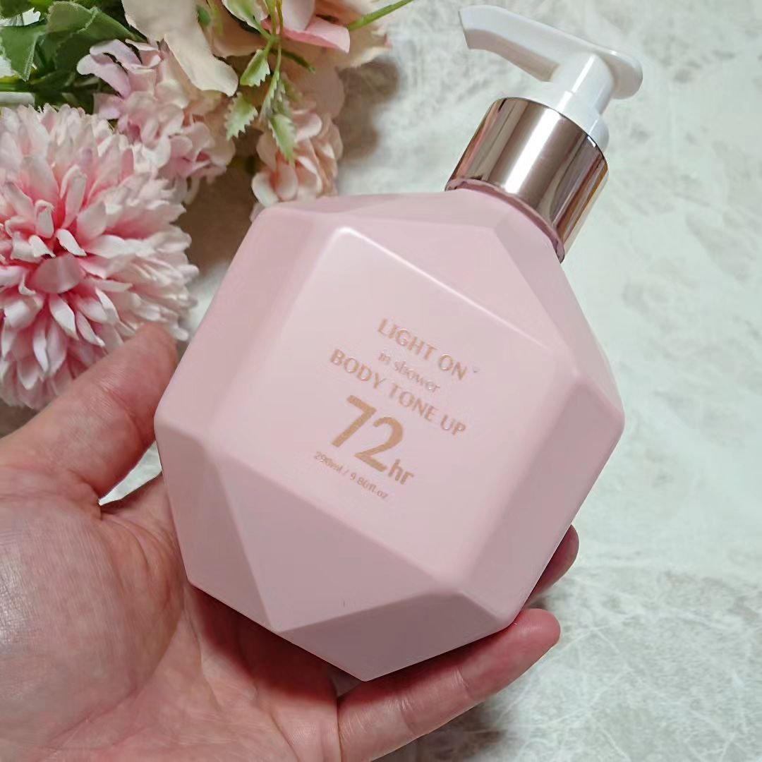 ライトオンインシャワー ボディトーンアップ/BOM/ボディソープを使ったクチコミ（2枚目）