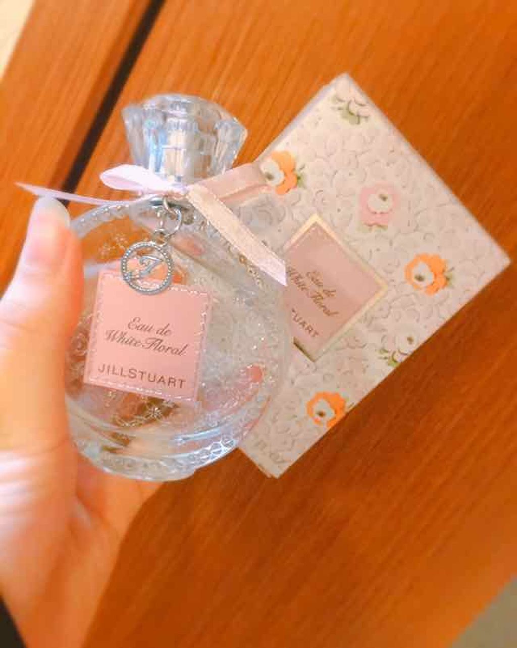 ジルスチュアート リラックス オード ホワイトフローラル/JILL STUART/香水(レディース)を使ったクチコミ（2枚目）