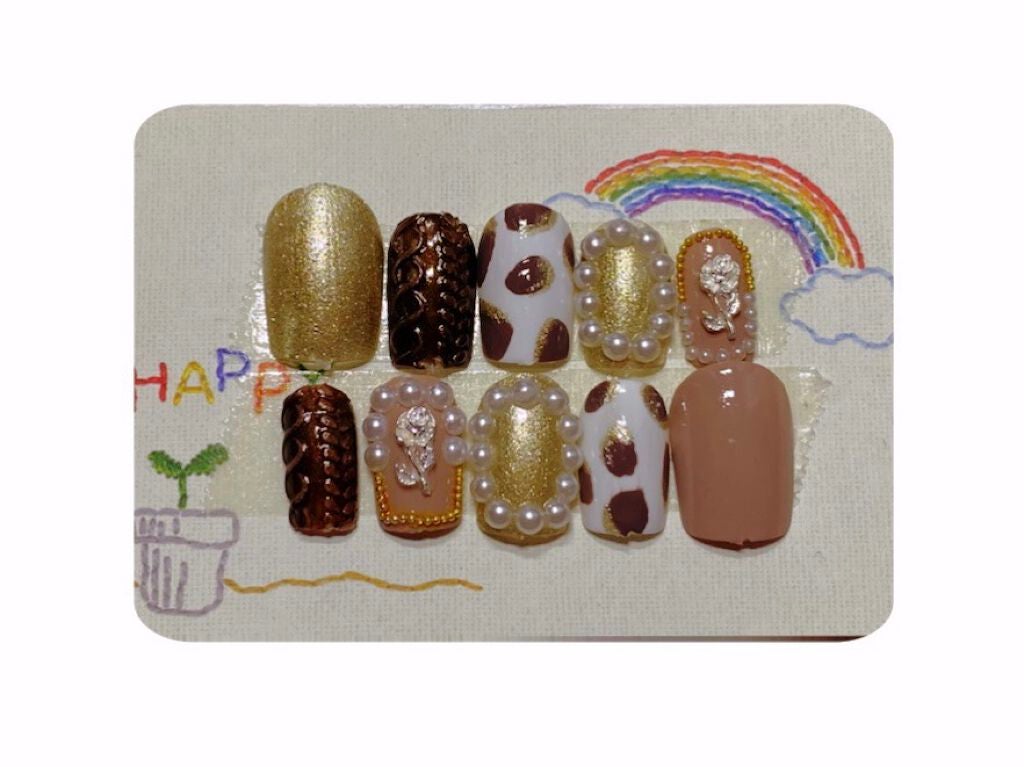 カラフルネイルズ/キャンメイク/マニキュアを使ったクチコミ(3枚目)