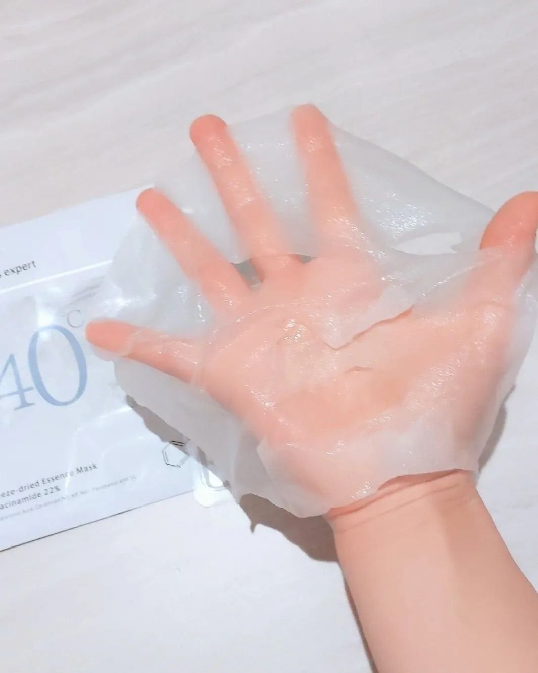 マハロ on LIPS 「HiCAフリーズドライエッセンスマスクナイアシンアミド22..」(5枚目)