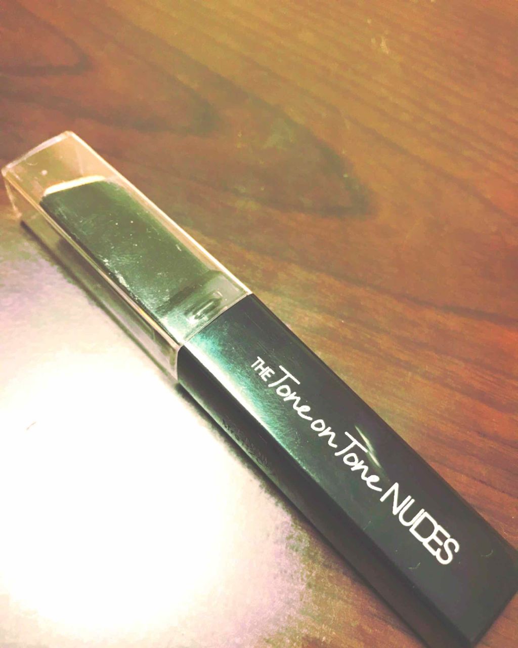 トーンオントーンアイシャドウ/MAYBELLINE NEW YORK/スティックアイシャドウを使ったクチコミ（1枚目）