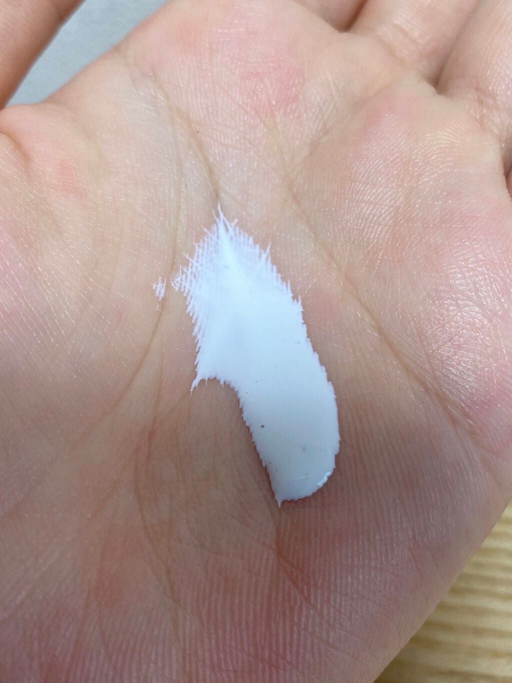 皮脂テカリ防止下地/CEZANNE/化粧下地を使ったクチコミ(4枚目)