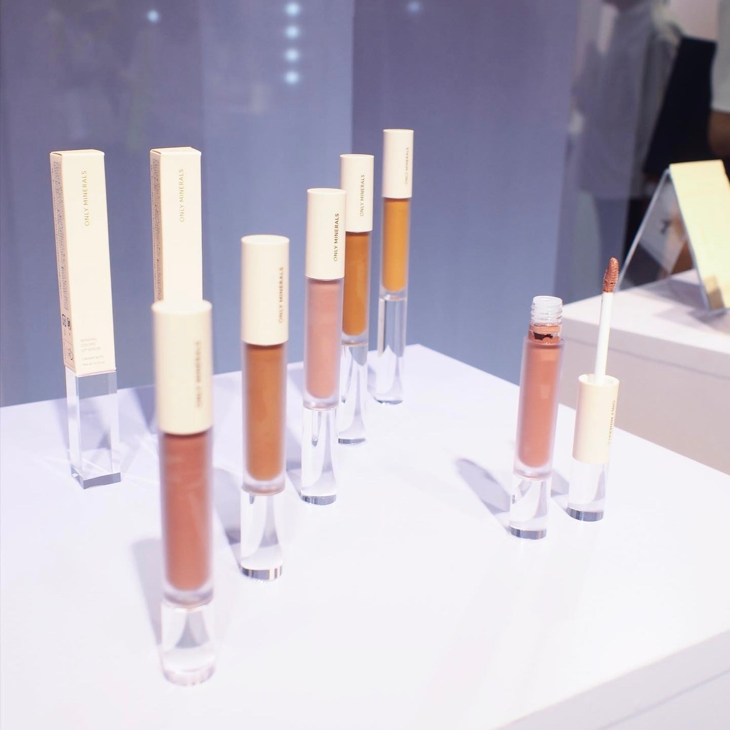 ミネラルカラーズ リップセラム/ONLY MINERALS/口紅を使ったクチコミ(2枚目)