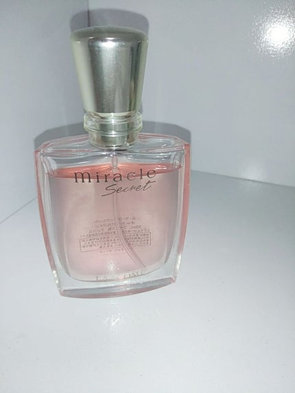 LANCOME ミ・ラ・ク オー ドゥ パルファンのクチコミ「また投稿✨
ミラク オードパルファム シークレットです☺️
一回嗅いだとき一瞬アルコール消毒.....」(1枚目)