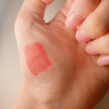 グロウフィットウォーターティント/LIZDA/リップティントを使ったクチコミ(5枚目)