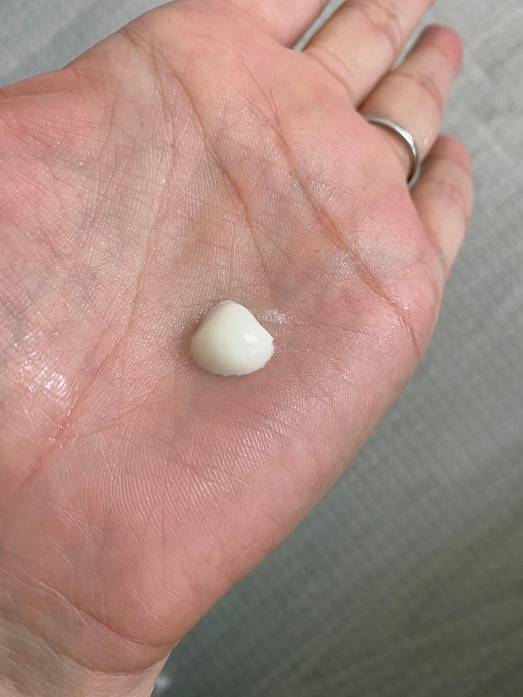 ブライトニングUVデイエッセンス/DEW/美容液を使ったクチコミ(2枚目)