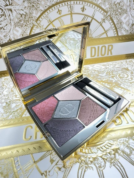 【旧】ディオールショウ サンク クルール(クリスマス コレクション 2024 限定品)/Dior/アイシャドウを使ったクチコミ(4枚目)