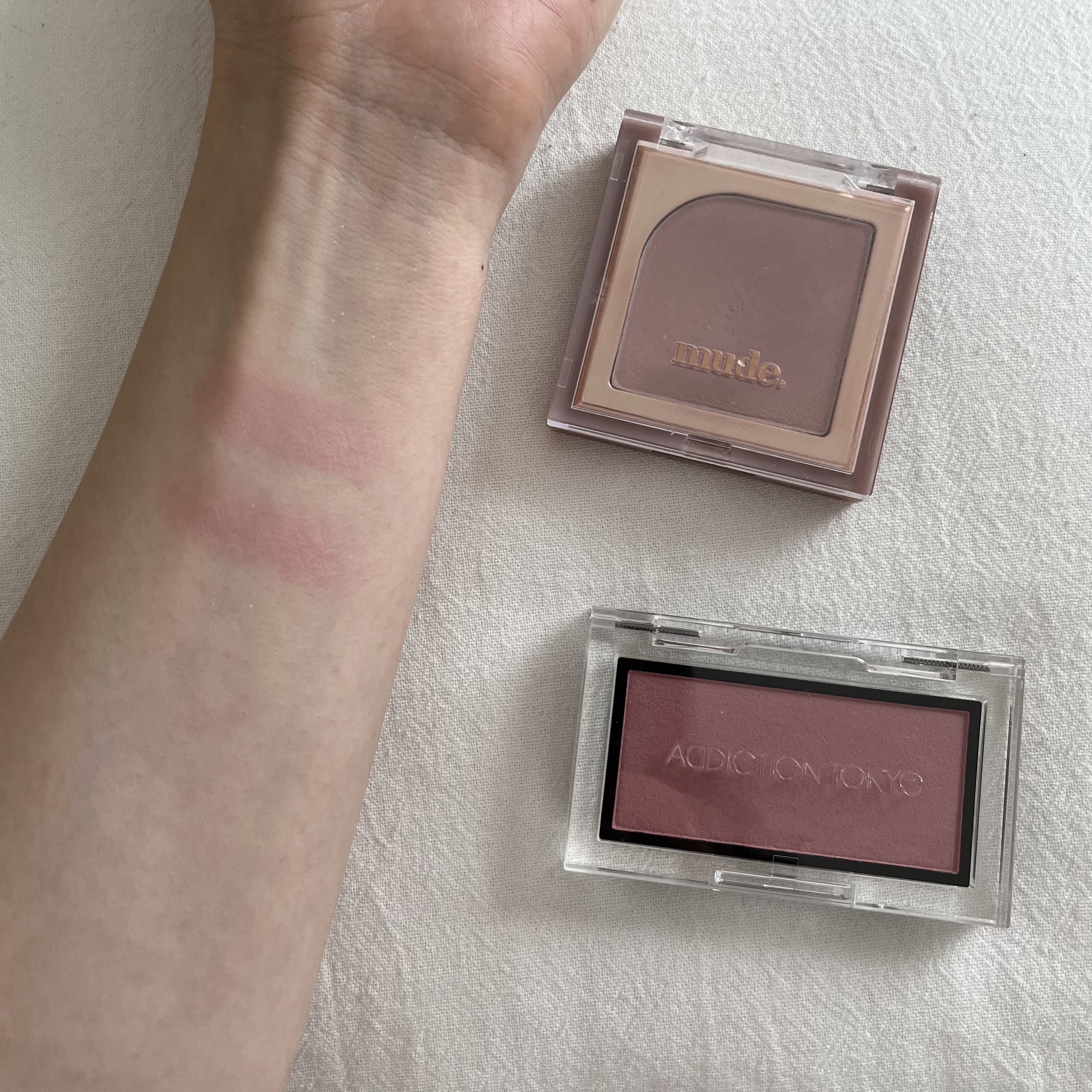 アディクション ザ ブラッシュ マット/ADDICTION/パウダーチークを使ったクチコミ（3枚目）