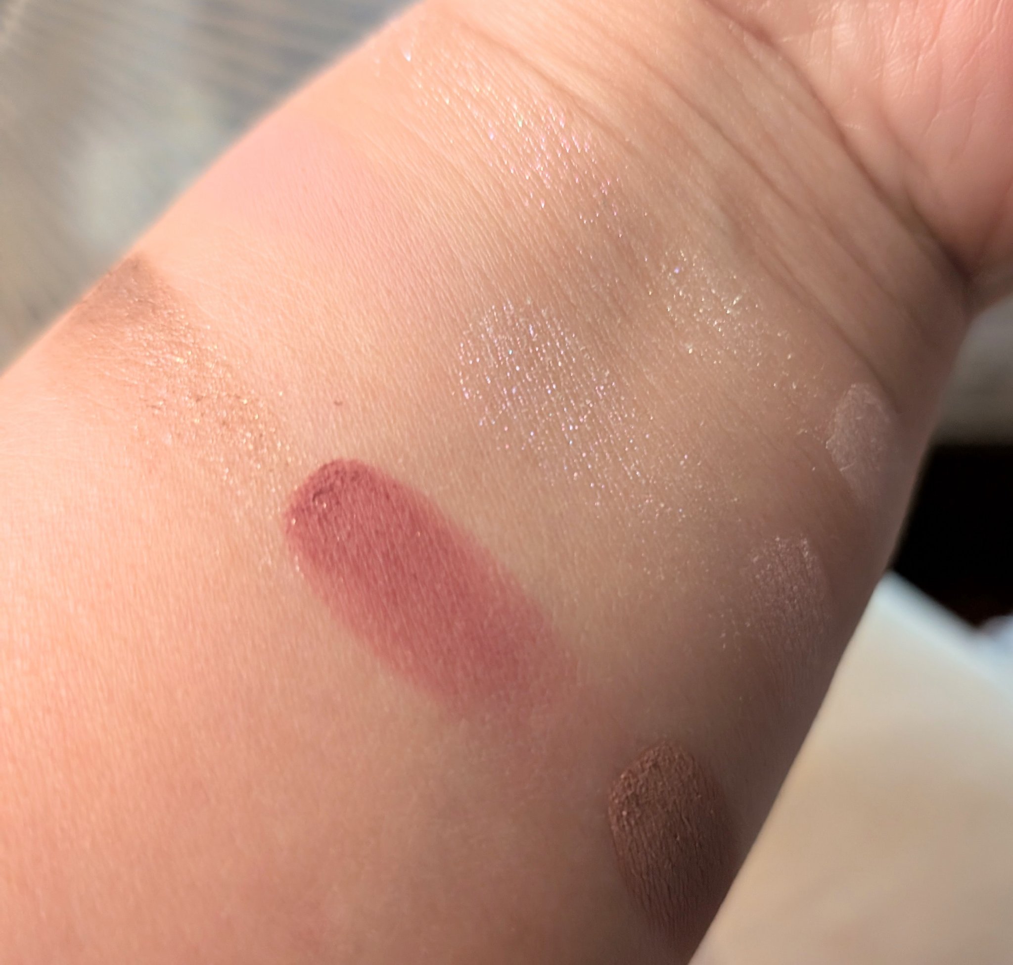 メイクブラシドライクリーナー/DAISO/メイクアップキットを使ったクチコミ（2枚目）