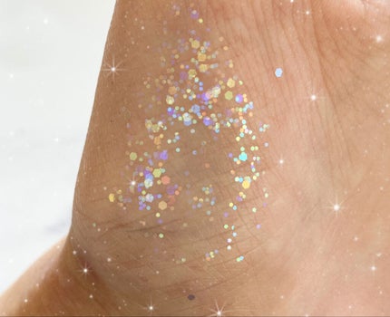 ゲットルーズグリッタージェル/unleashia/グリッターを使ったクチコミ(3枚目)